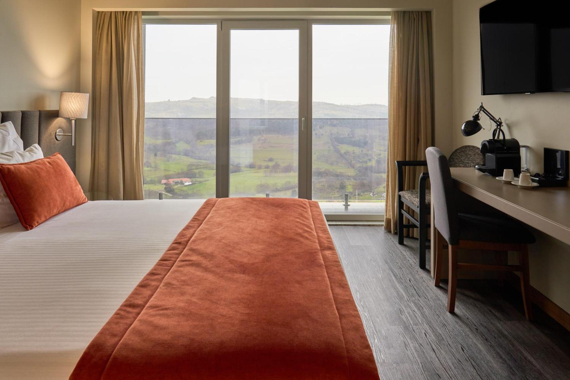 Hotel Versatile Guarda Kültér fotó