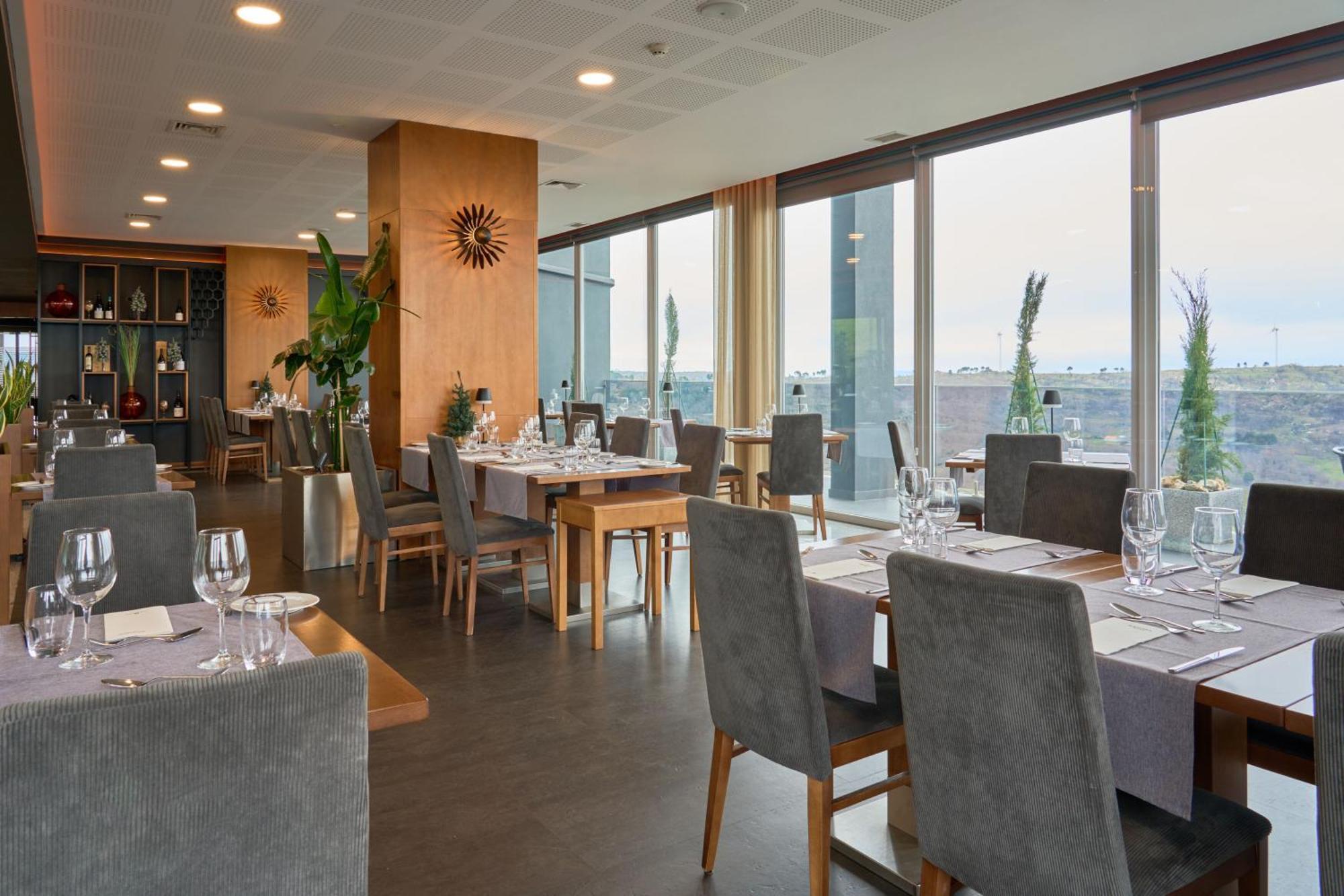 Hotel Versatile Guarda Kültér fotó