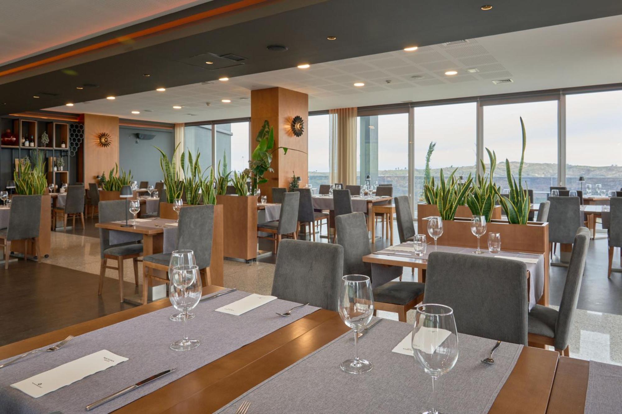 Hotel Versatile Guarda Kültér fotó