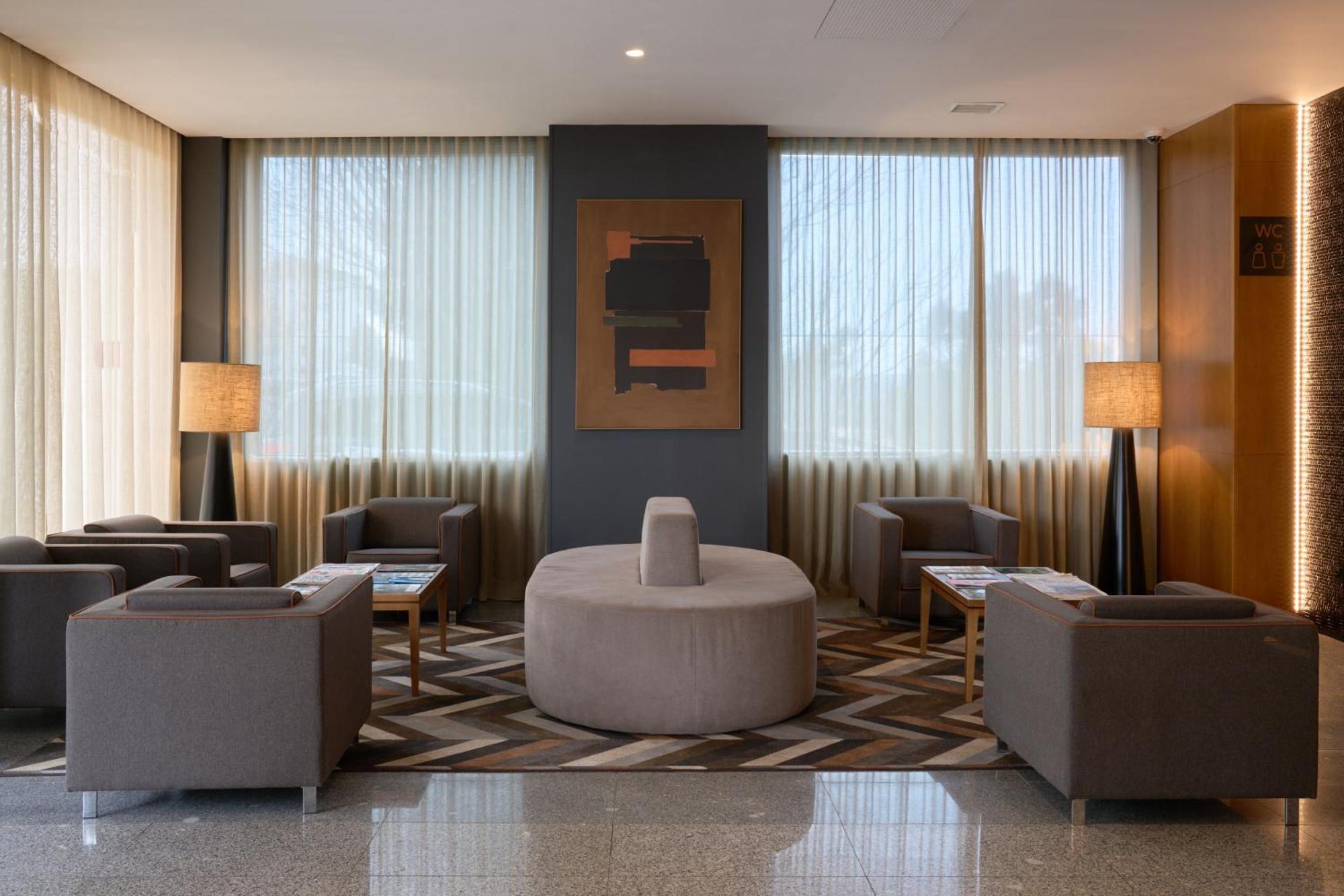 Hotel Versatile Guarda Kültér fotó