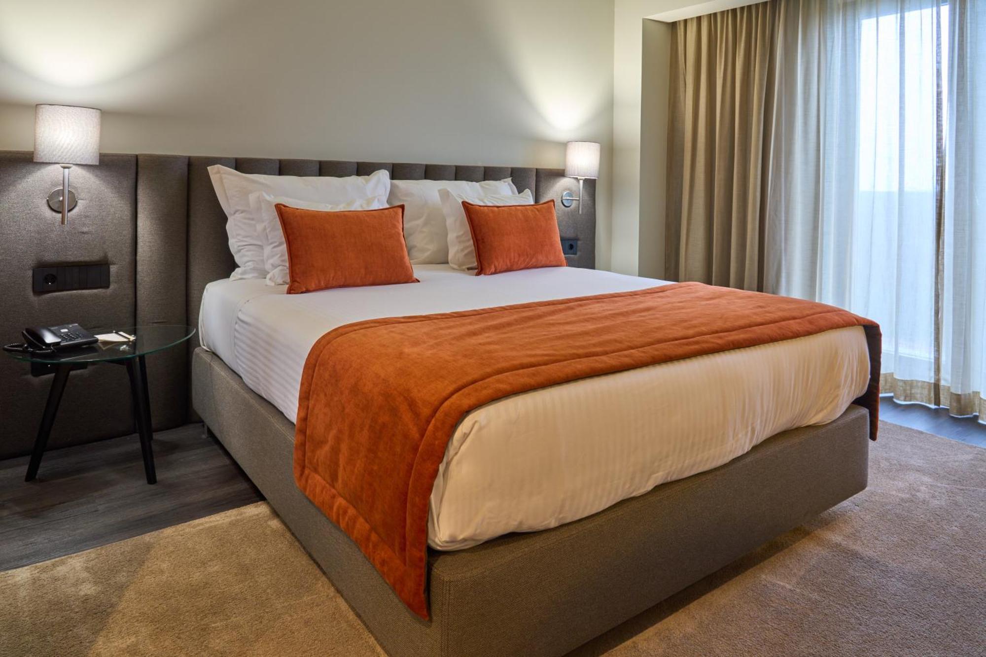 Hotel Versatile Guarda Kültér fotó
